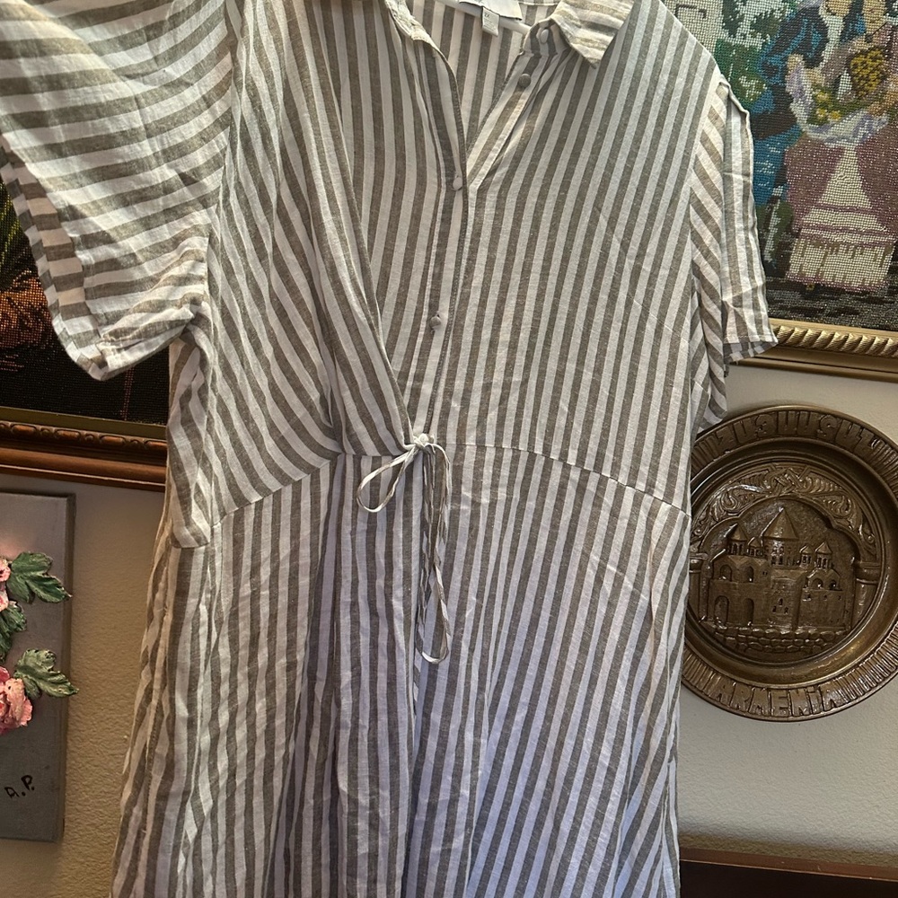 Nordstrom Striped Midi Dress in Gray and White